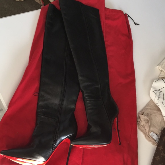Beautiful Christian Louboutin Paris over the knee - Picture 3 of 5